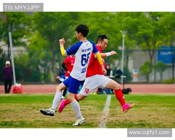 足球人展示:从场上到场外的精彩瞬间与背后的故事